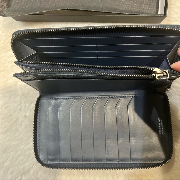 Burberry Black Label Navy Blue Leather Zip Around Long Unisex Wallet - Picture 11 of 14